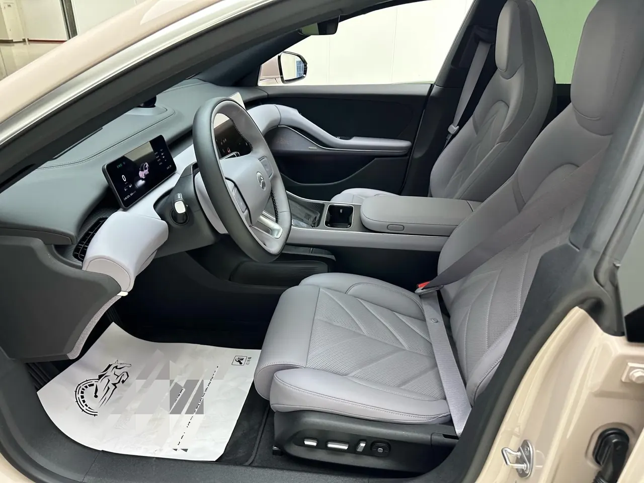 NIO 2024 ET5 75kWh automatic gear 3