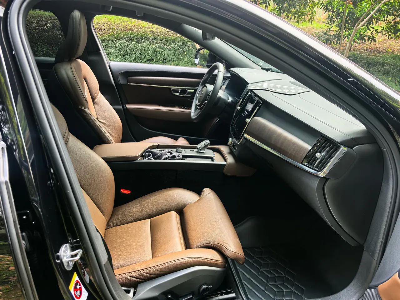 Volvo 2024 S90 48V 2.0T B5 Zhiyuan Deluxe Edition Automatic Gear 6