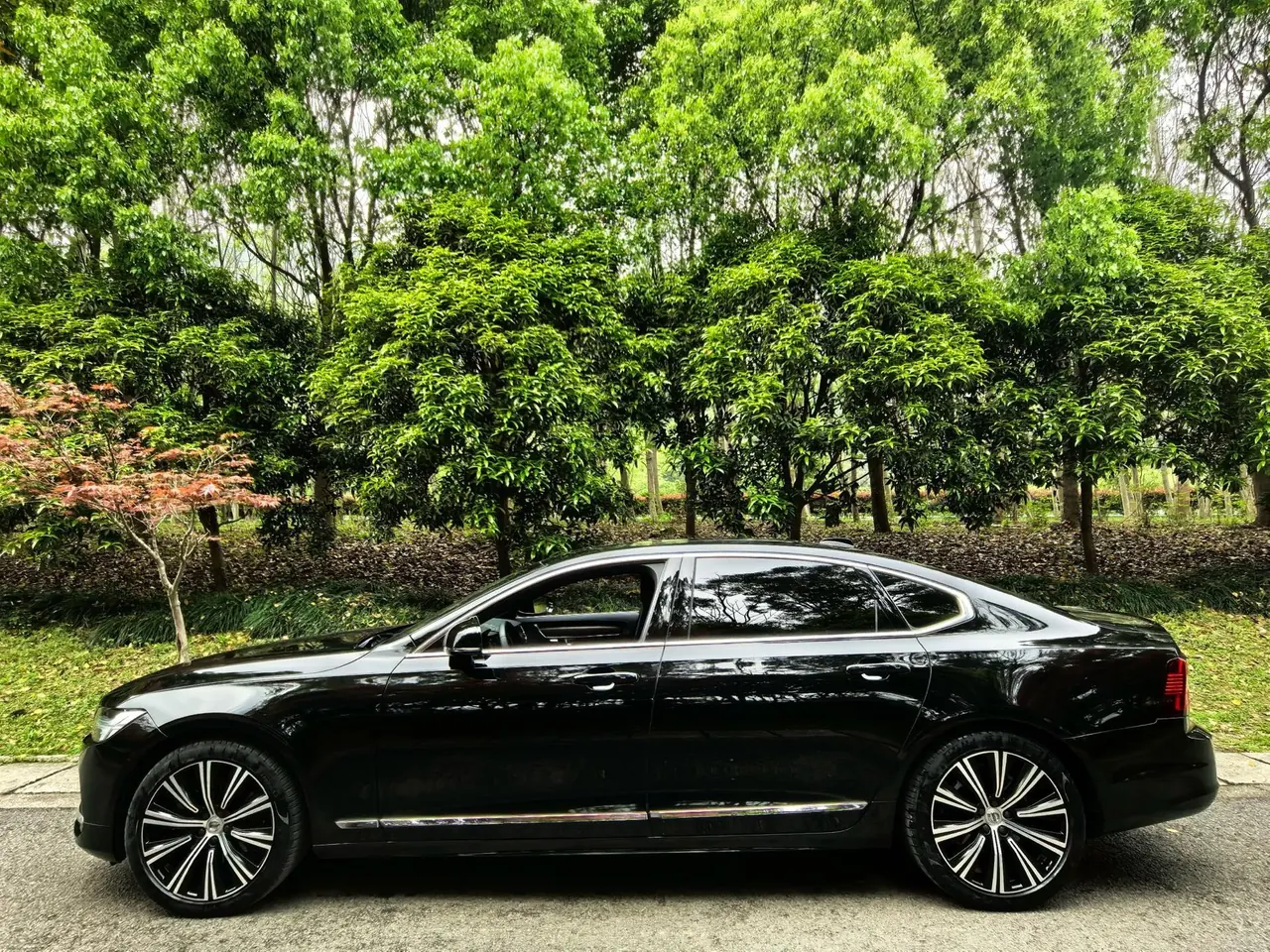 Volvo 2024 S90 48V 2.0T B5 Zhiyuan Deluxe Edition Automatic Gear 8