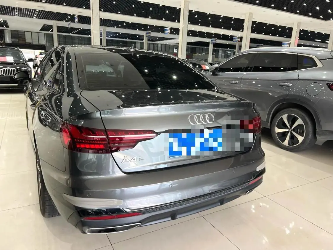 Audi 2024 A4L 2.0TFSI 40TFSI Deluxe Dynamic Automatic 4