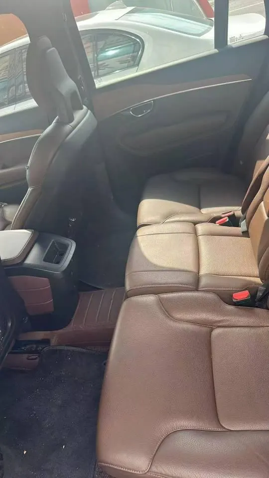 Volvo XC90 (Imported) 2021 XC90 48V 2.0T B6 Zhiya Deluxe Edition 7-seat Automatic Gear 3