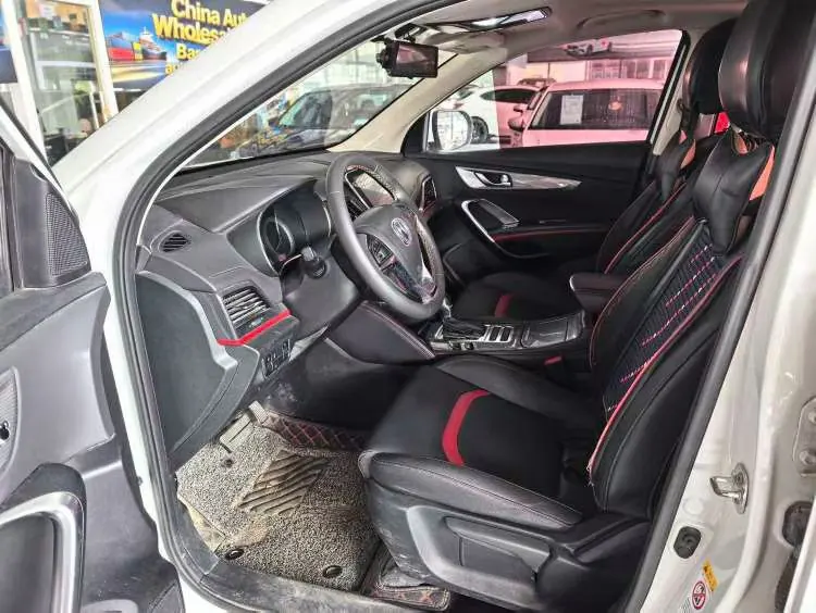 Li 2020 ONE 1.2T extended range 6-seat automatic gear 2