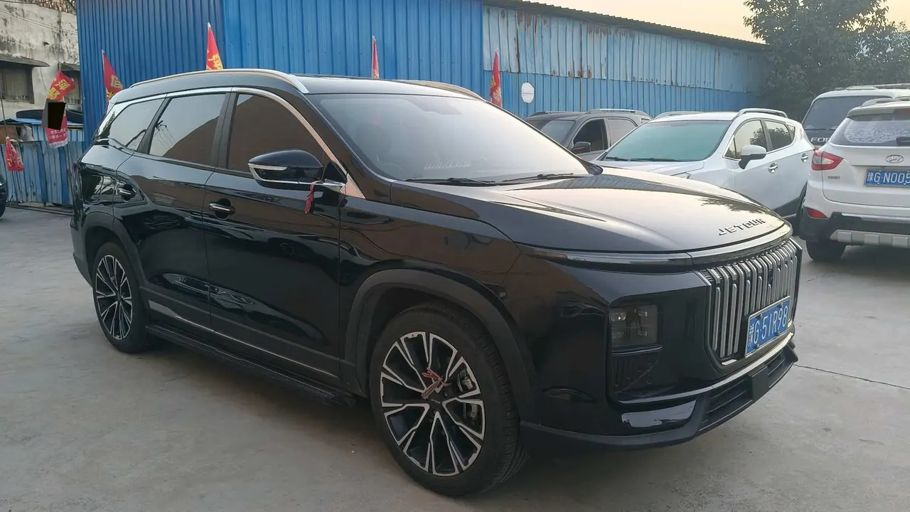 Jetour 2024 X90 PRO 2.0T to the 7-seat automatic gear 3