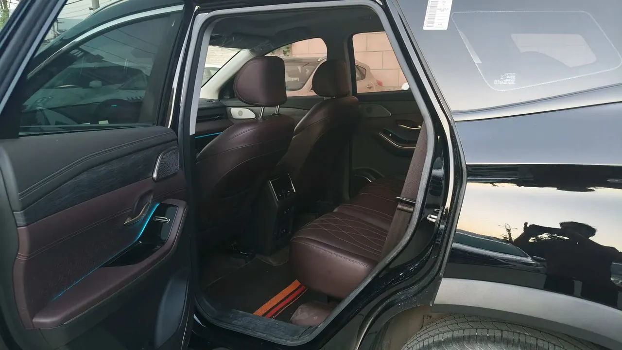 Jetour 2024 X90 PRO 2.0T to the 7-seat automatic gear 5