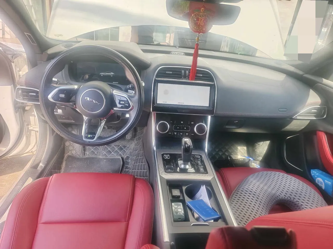 Jaguar 2022 XEL 2.0T 250PS R-DYNAMIC S Enterprising Sports Edition Automatic Gear 7