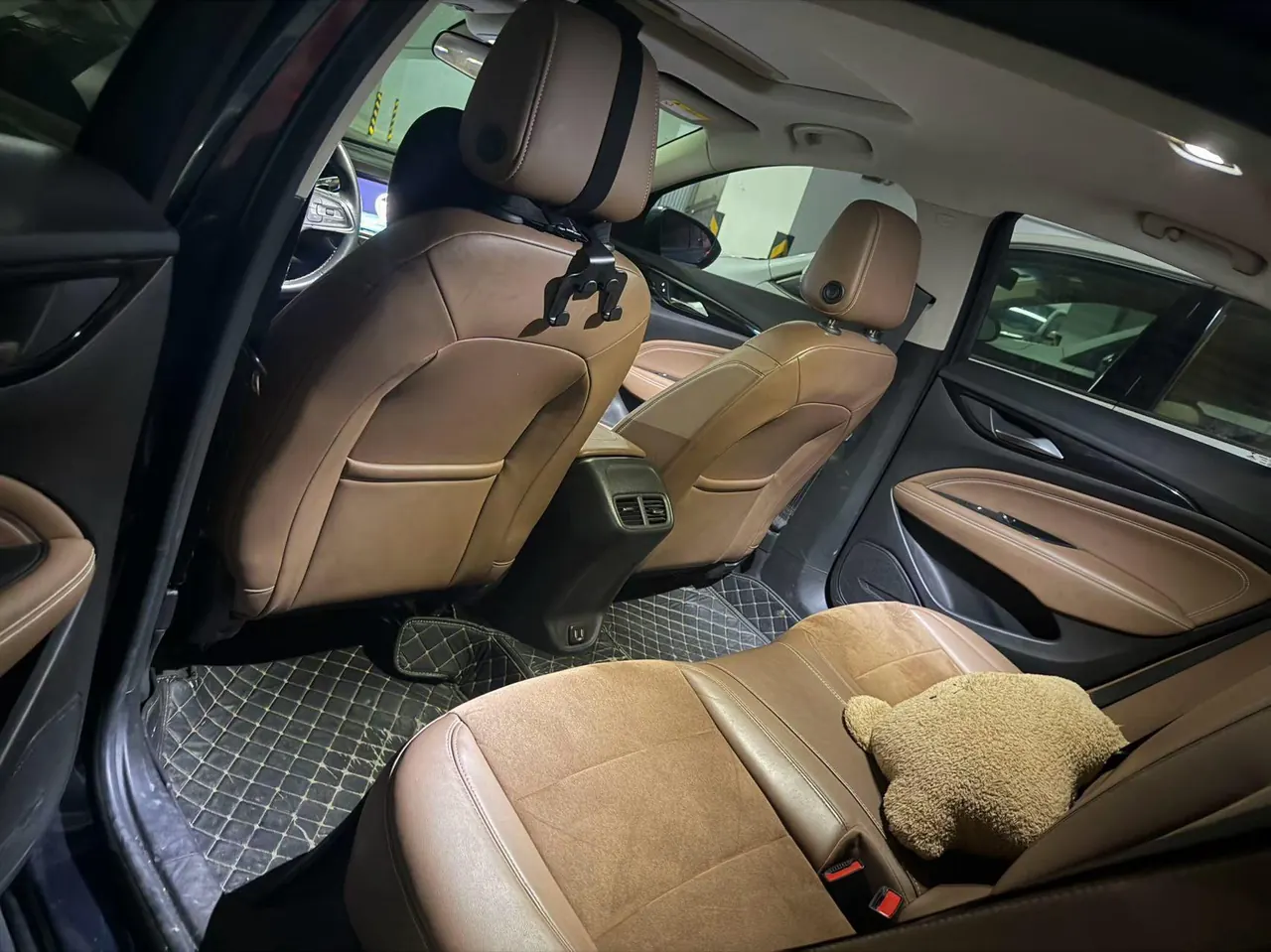 Buick 2020 Regal 1.5T 552T Elite Automatic Gear 4