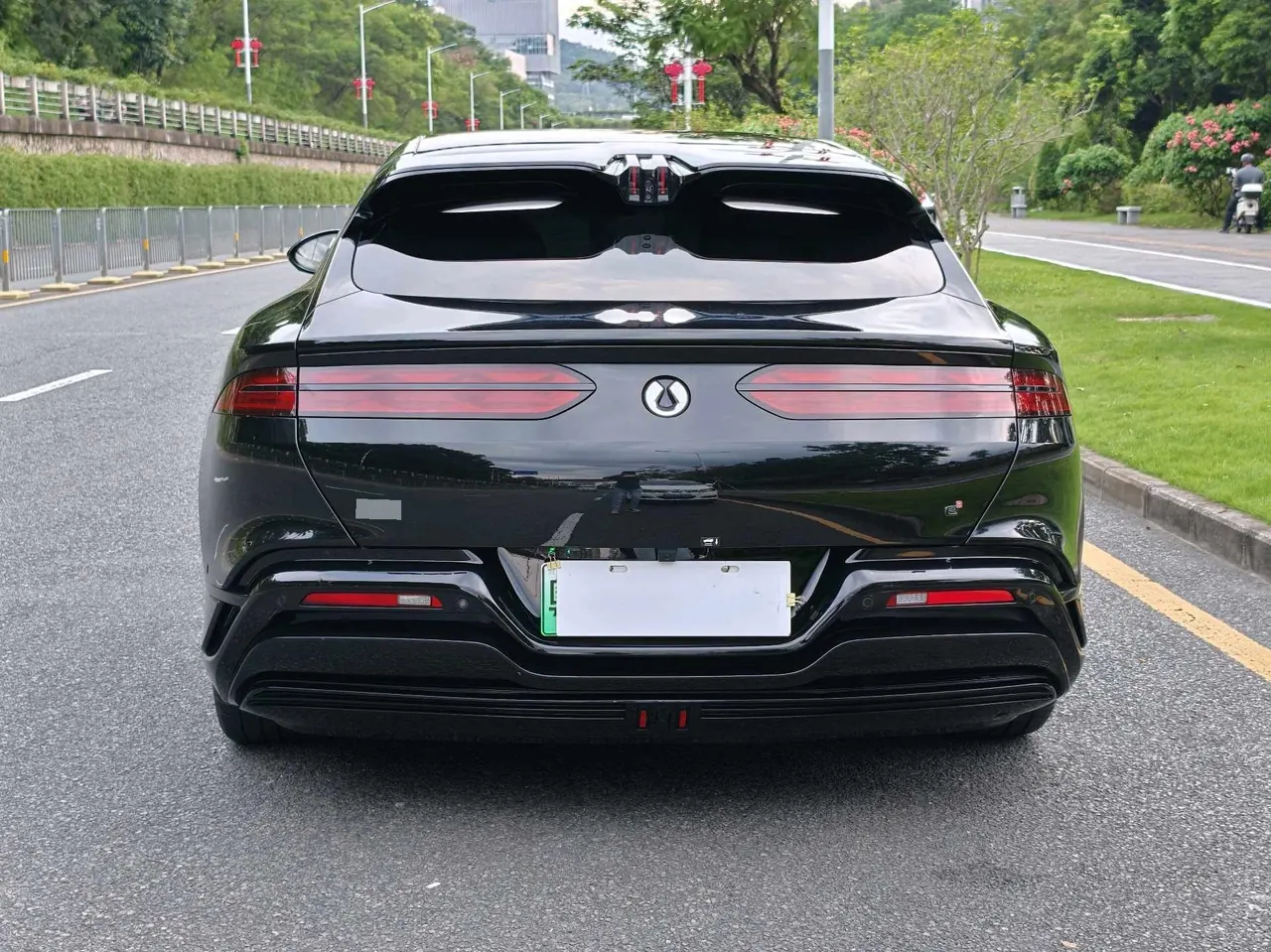 Denza 2024 Denza Z9GT 2.0T stepless 1100 four-wheel drive Ultra version automatic gear 4
