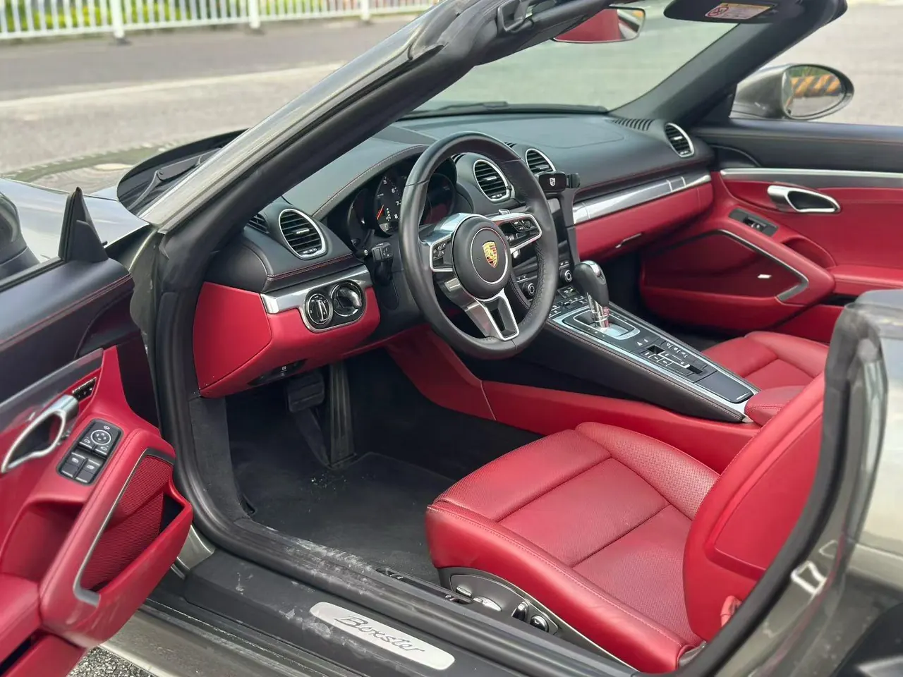 Porsche 718 (Imported) 2022 718 Boxter T 2.0T Automatic 6