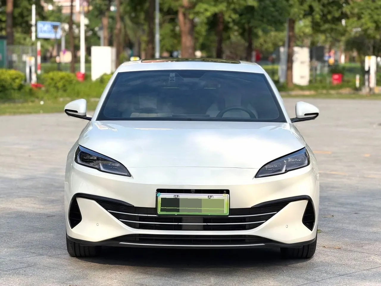 BYD 2024 Seal 06 DM-i 1.5 Stepless 120KM Honorable Automatic Gear 3