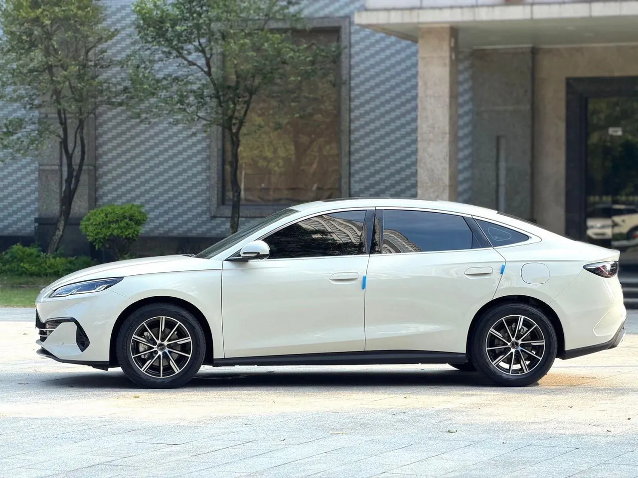 BYD 2024 Seal 06 DM-i 1.5 Stepless 120KM Honorable Automatic Gear 8