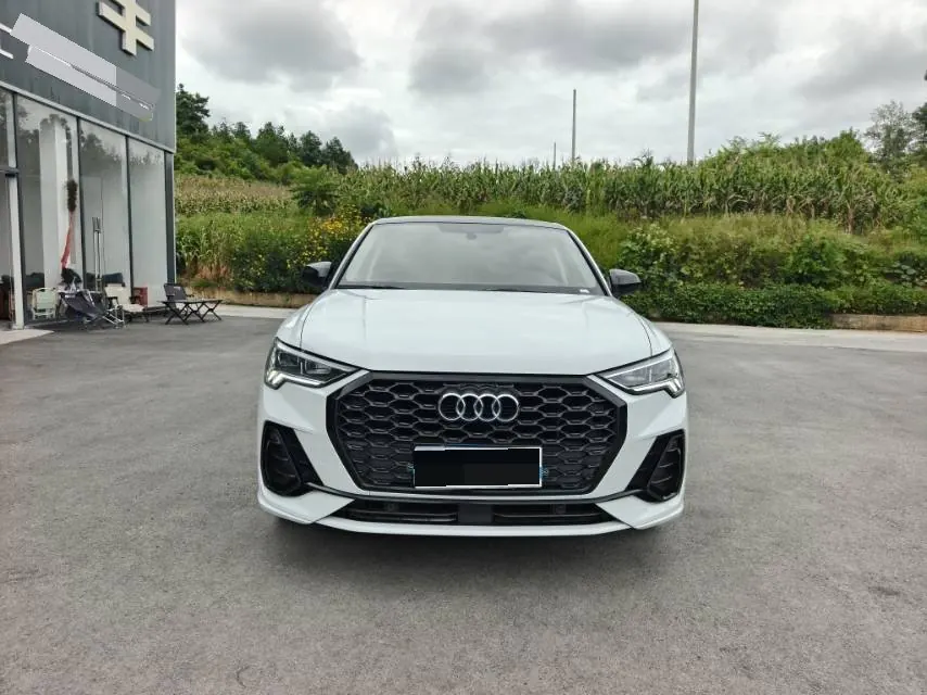 Audi 2022 Q3 Sportback 2.0TFSI 40TFSI Fashion Automatic 3