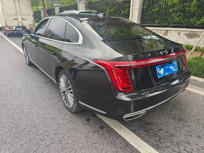 HongQi 2020 H9 2.0T Zhilian Flag Edition Automatic Gear 8
