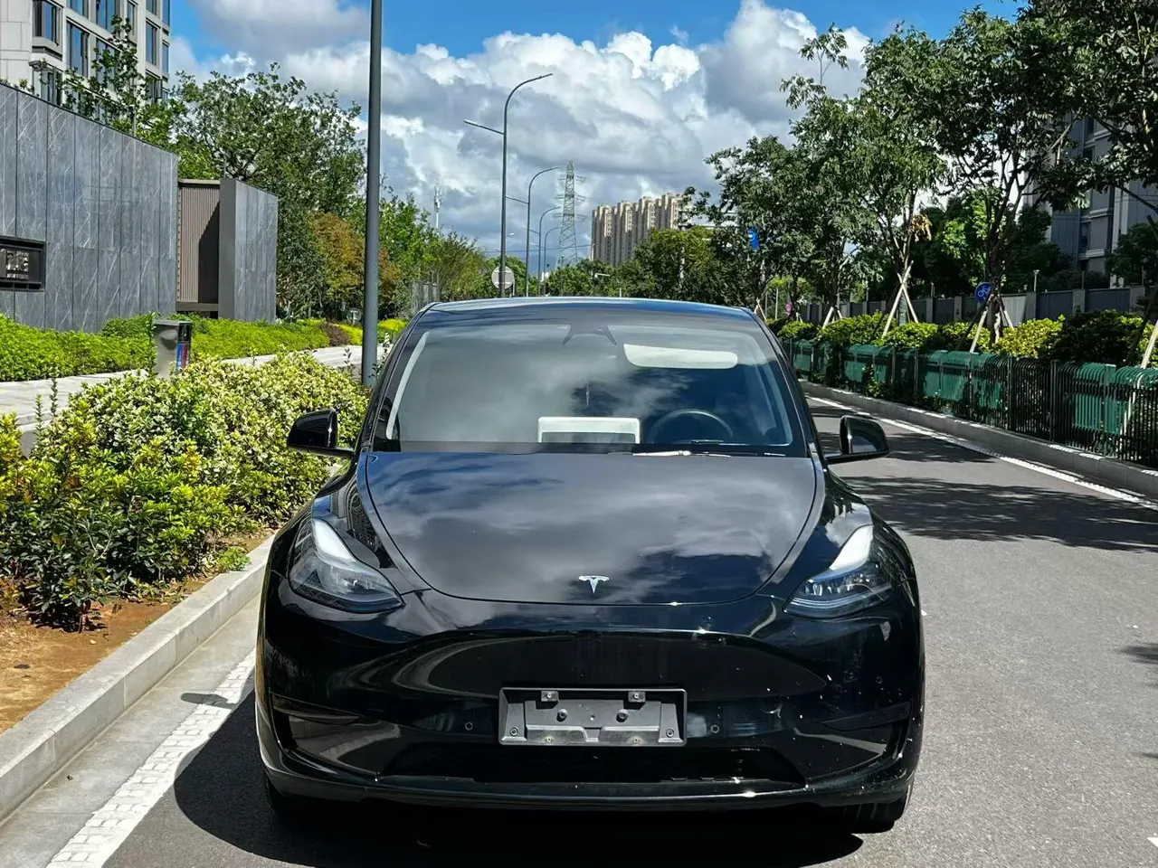 Tesla 2024 Model Y rear-wheel drive version automatic transmission 2