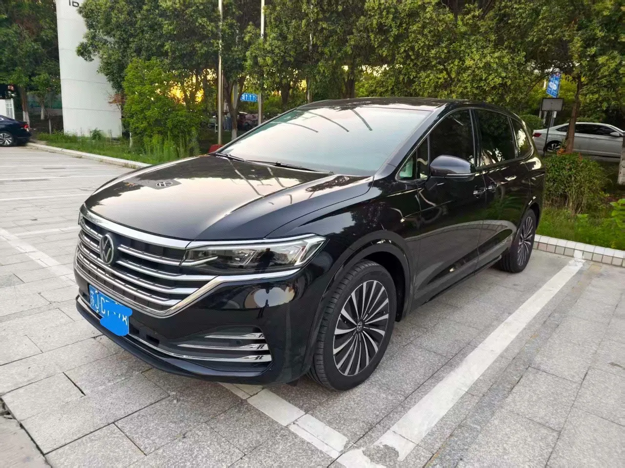 Volkswagen 2024 models of Wei ran (Viloran) 2.0TSI 380TSI flagship automatic gear - View 1