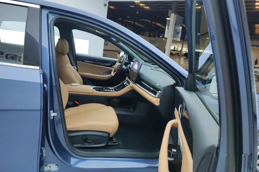 Geely Galaxy 2025 A7 EM-i 1.5 150km Starship Edition Automatic Gear 7