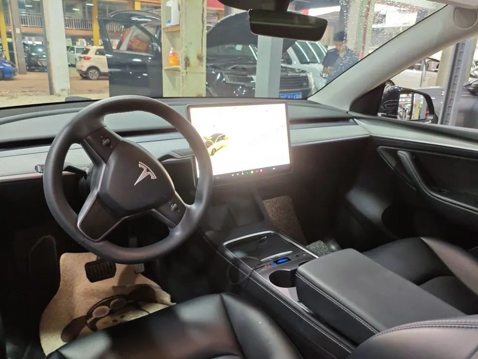 Tesla 2024 Model Y rear-wheel drive version automatic transmission 4