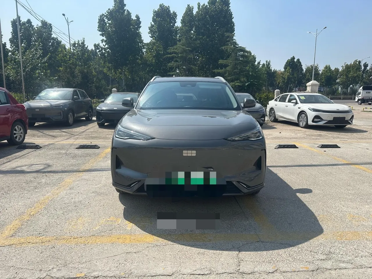 Geely Galaxy 2026 E 5 610km Discovery Edition Automatic Gear 2