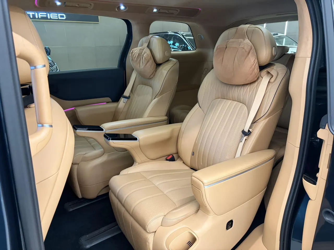 Voyah 2025 dreamers PHEV 1.5T four-wheel drive flagship Kun Peng version automatic gear 8