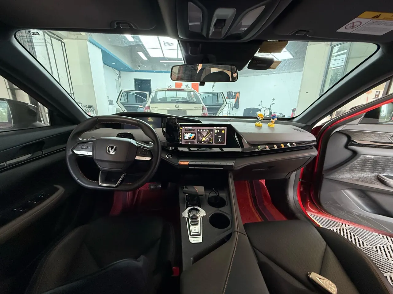 ChangAn 2022 UNI-V 1.5T Smart Pilot Automatic Gear 2
