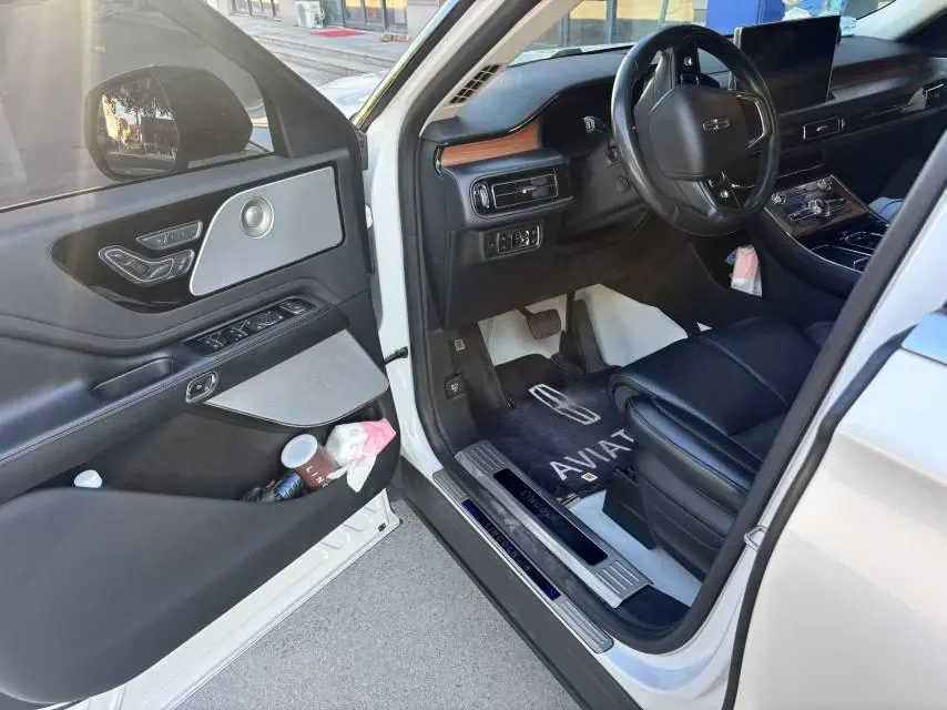 Lincoln 2020 Aviator 3.0T V6 Four-wheel Drive Administrative Edition Automatic Gear 3