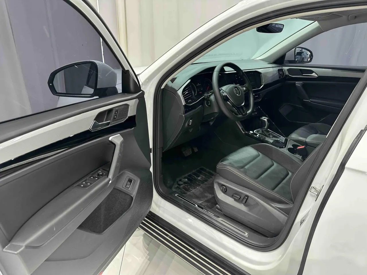 Volkswagen 2022 Tanyue 1.4TSI 280TSI Two-Drive Deluxe Smart Joint Edition Automatic Gear 7