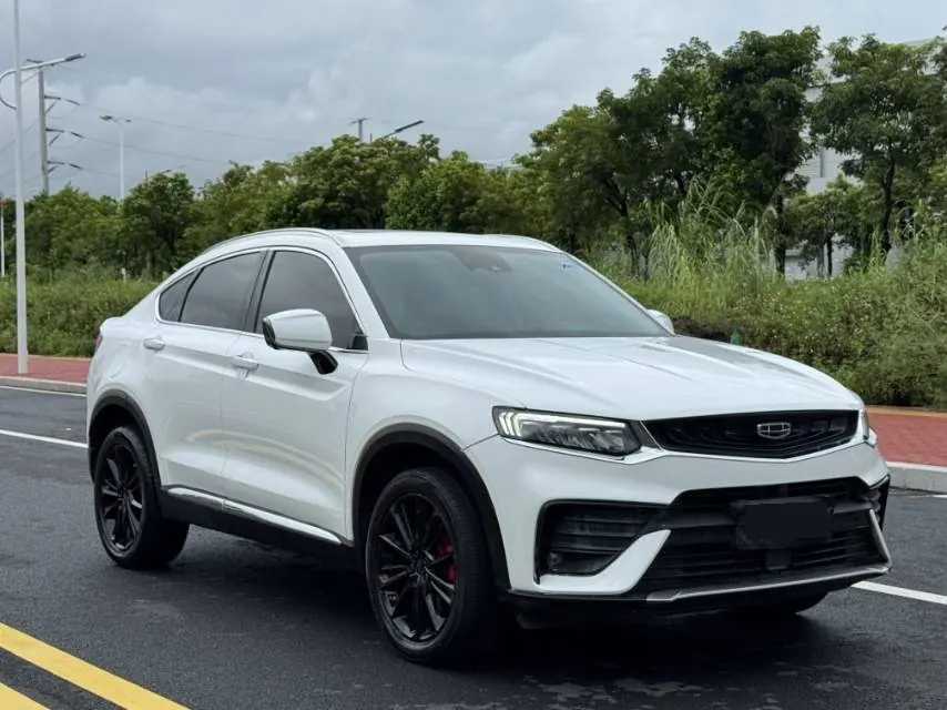 Geely 2020 models of xingyue MHEV 1.5T 300T high-energy version of the automatic gear 3
