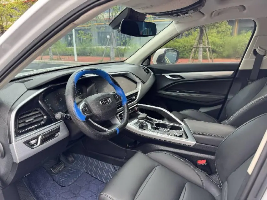 Geely 2020 models of xingyue MHEV 1.5T 300T high-energy version of the automatic gear 4