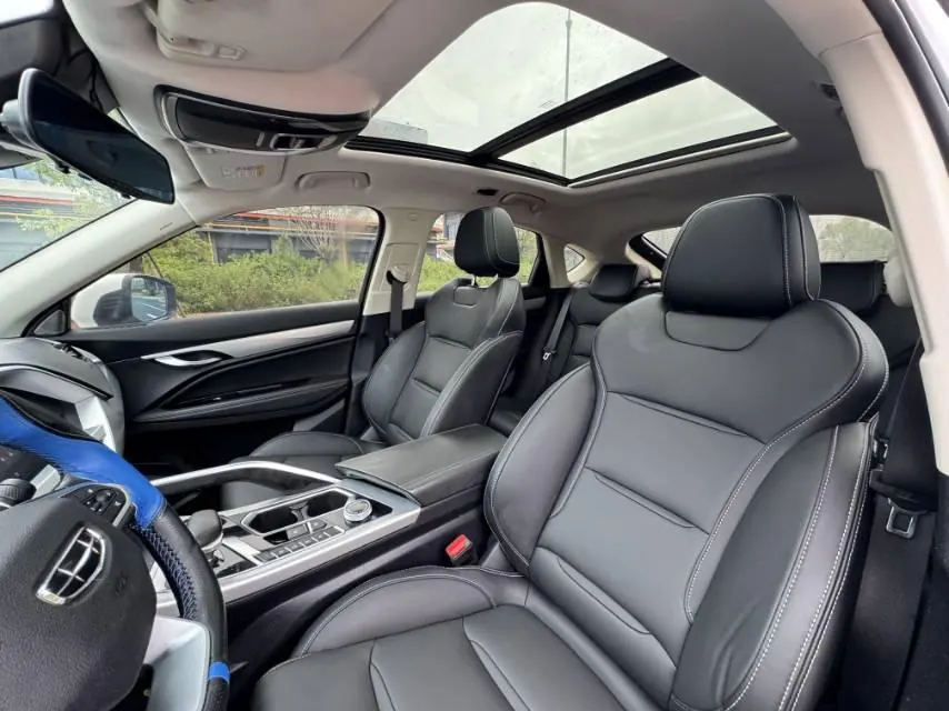 Geely 2020 models of xingyue MHEV 1.5T 300T high-energy version of the automatic gear 6