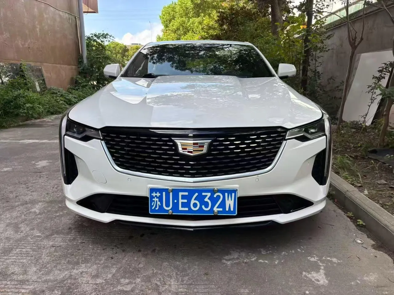 Cadillac 2022 CT4 2.0T 28T luxury automatic gear 3