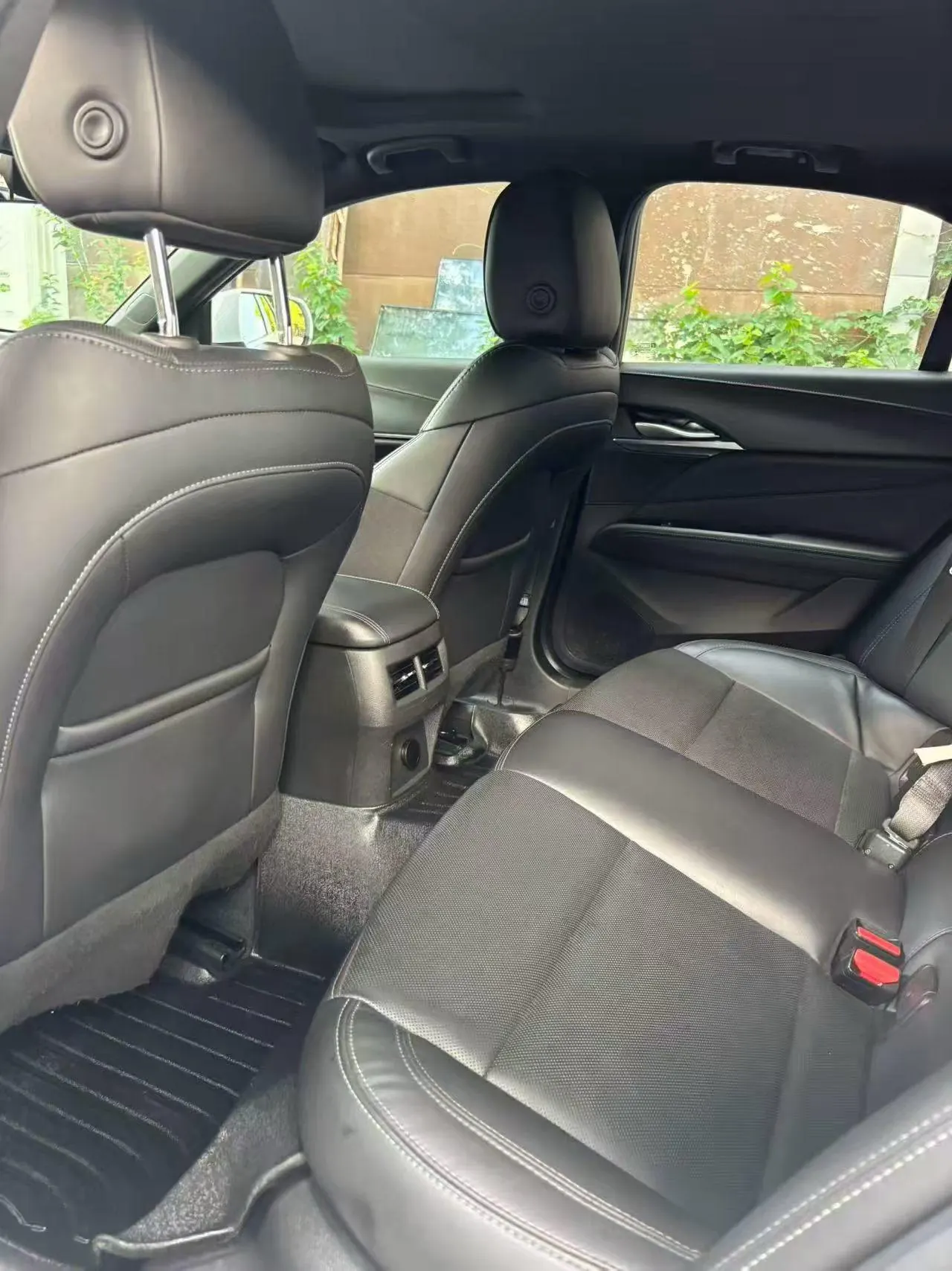 Cadillac 2022 CT4 2.0T 28T luxury automatic gear 5