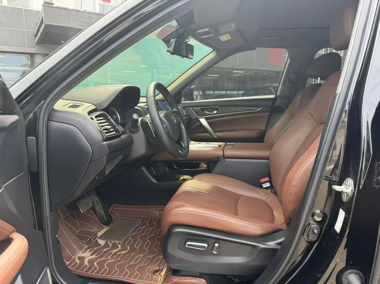 Honda 2020 UR-V 2.0T 370TURBO 4-wheel drive exclusive automatic gear 3