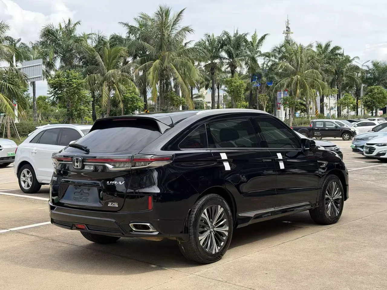 Honda 2020 UR-V 2.0T 370TURBO 4-wheel drive exclusive automatic gear 5