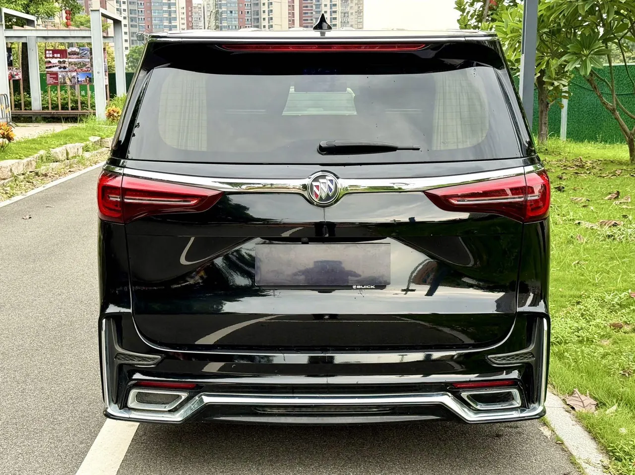 Buick 2022 GL8 ES Lu Zun 48V 2.0T 653T Comfortable Automatic Gear 8