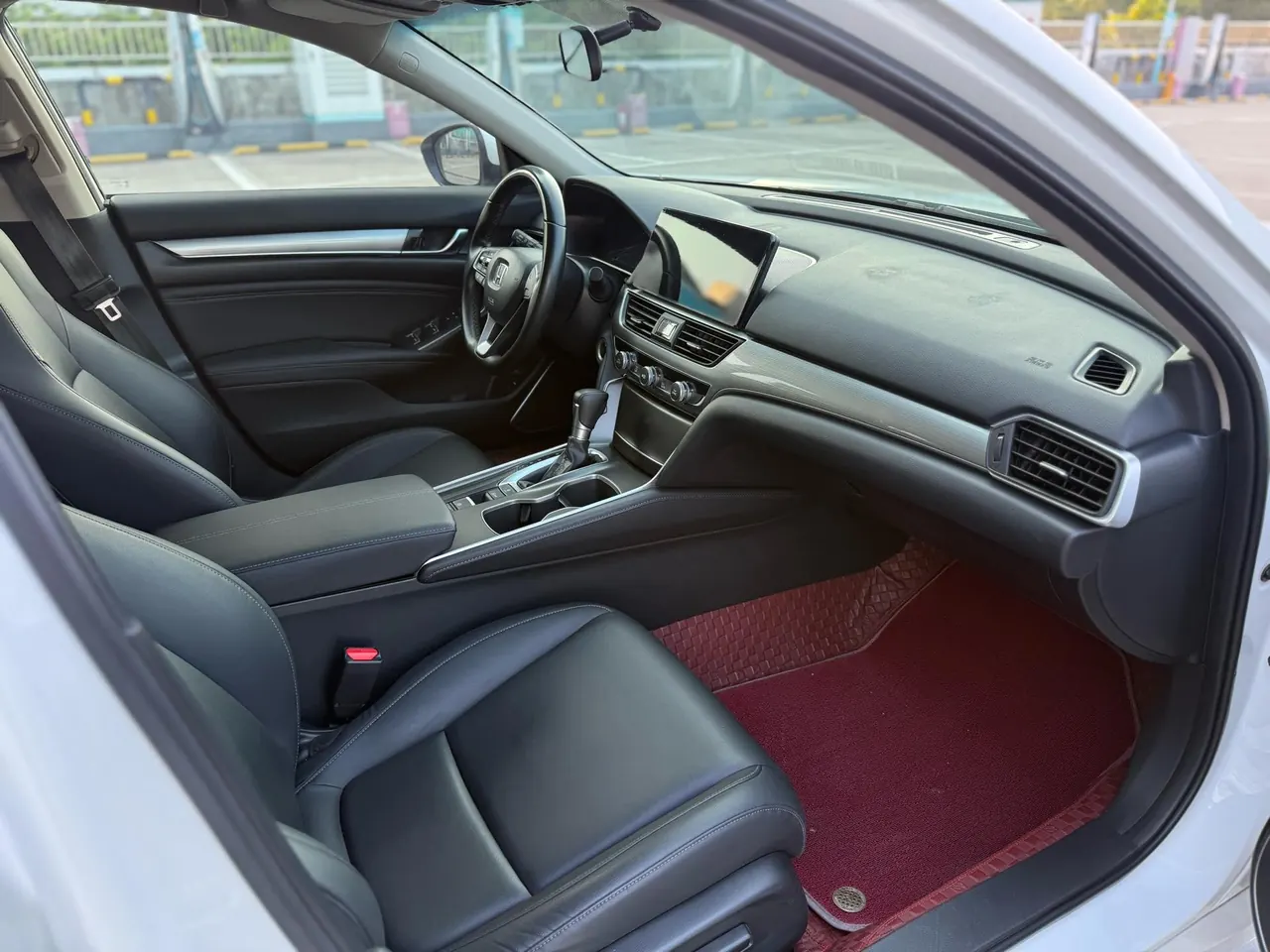 Honda 2022 10th Generation Accord 1.5T Stepless 260TURBO Deluxe Automatic Gear 9