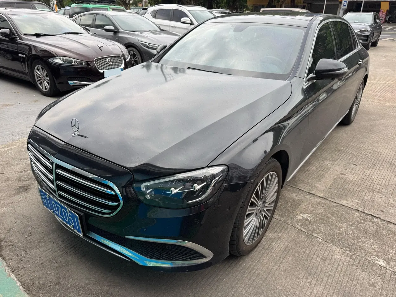 Mercedes Benz E Class 2022 E 300 L 2.0T Luxury (Change 2) Automatic Gear - View 1