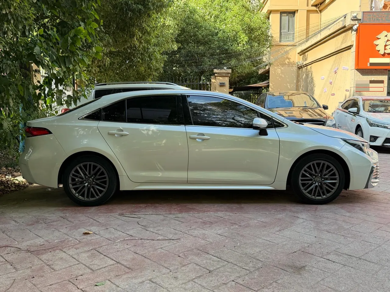 Toyota 2024 Lingshang 2.0 Stepless Deluxe Edition Automatic Gear 3