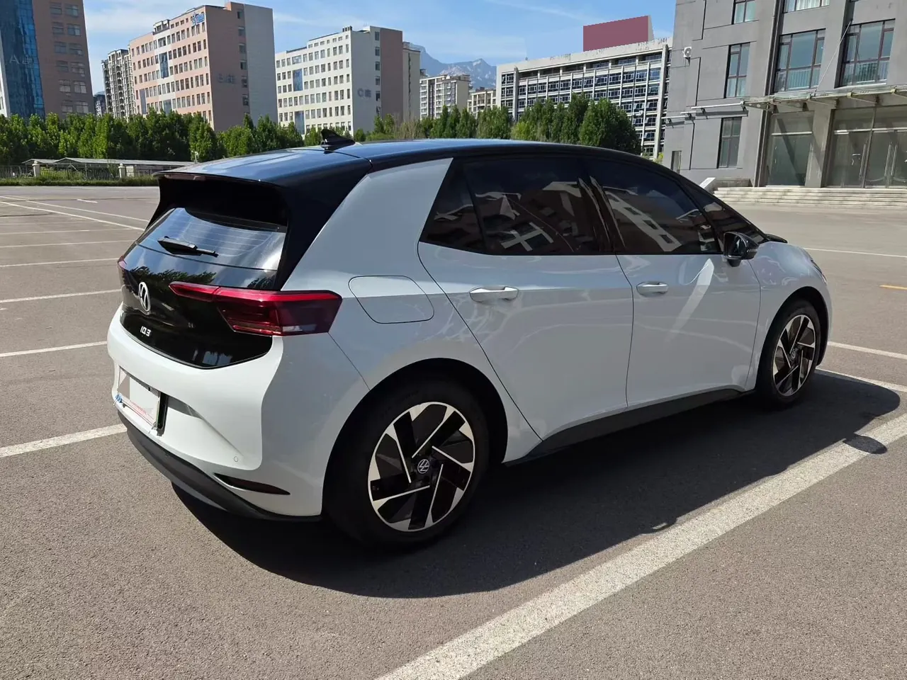 Volkswagen 2025 ID. 3 smart superior version of automatic gear 4