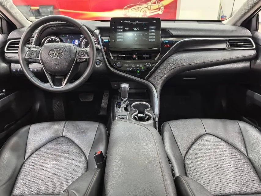 Toyota 2023 Camry 2.0G Stepless Deluxe Edition Automatic Gear 5