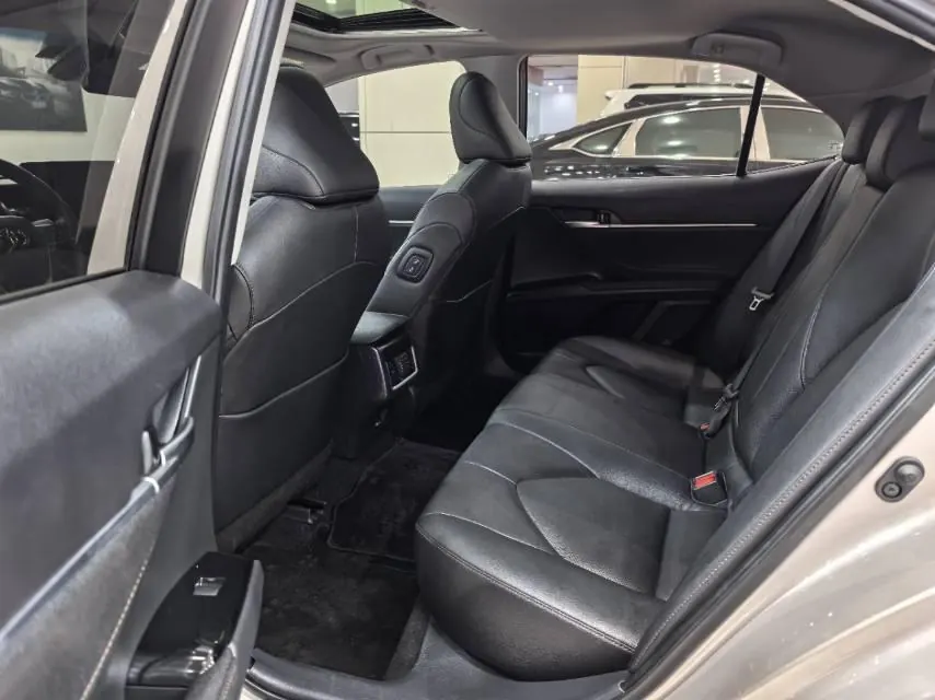 Toyota 2023 Camry 2.0G Stepless Deluxe Edition Automatic Gear 6