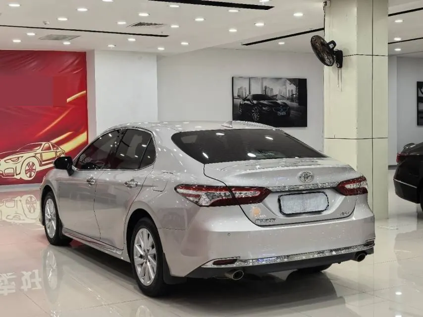 Toyota 2023 Camry 2.0G Stepless Deluxe Edition Automatic Gear 7
