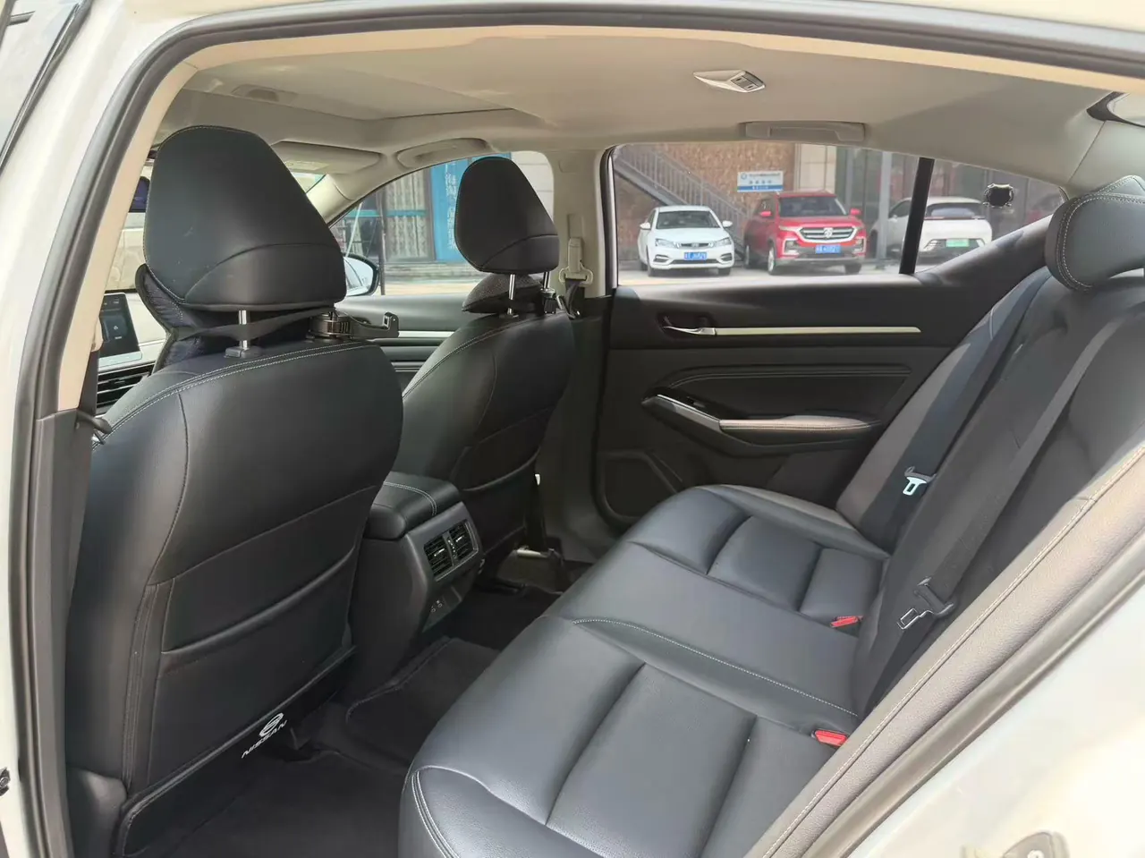 Nissan 2024 Teana 2.0 Stepless SV Black Gold Edition Automatic Gear 7