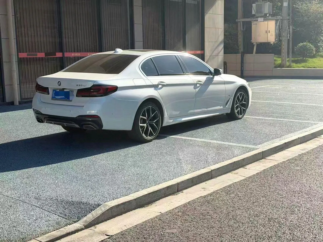 BMW 5 Series 2023 530Li 2.0T Exclusive M Sports Suit Automatic Gear 5