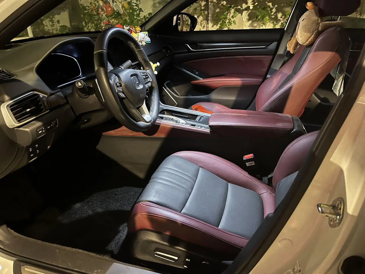 Honda INSPIRE (Yingshi Pai) 2022 INSPIRE Hybrid 2.0 Stepless Sharp and Jingshang Edition Automatic Gear 2