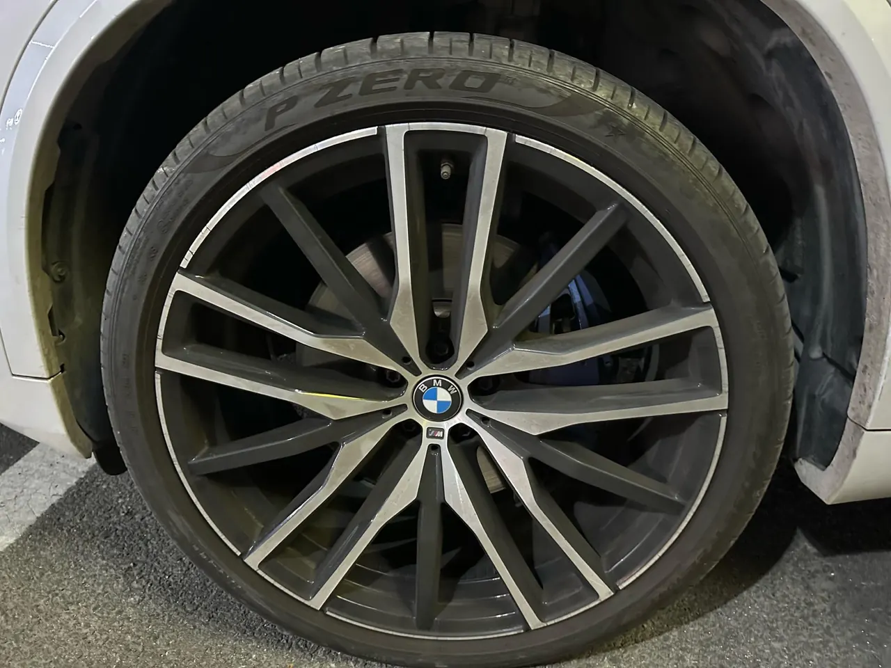 BMW 2022 X5 xDrive 40Li 48v 3.0T exclusive m sports suit automatic gear 10