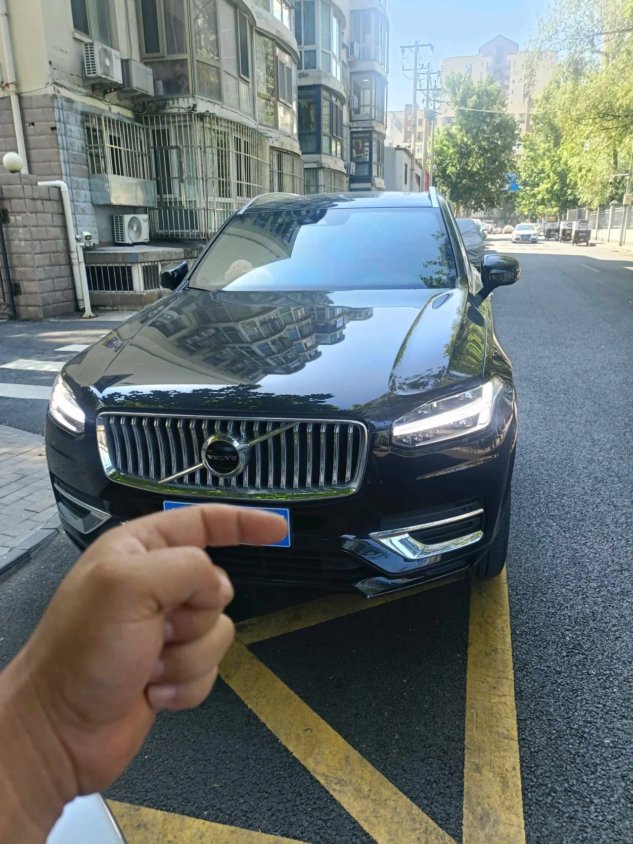 Volvo XC90 (Imported) 2022 XC90 48V 2.0T B6 Zhiyi Deluxe Edition 7-seat Automatic Gear 2