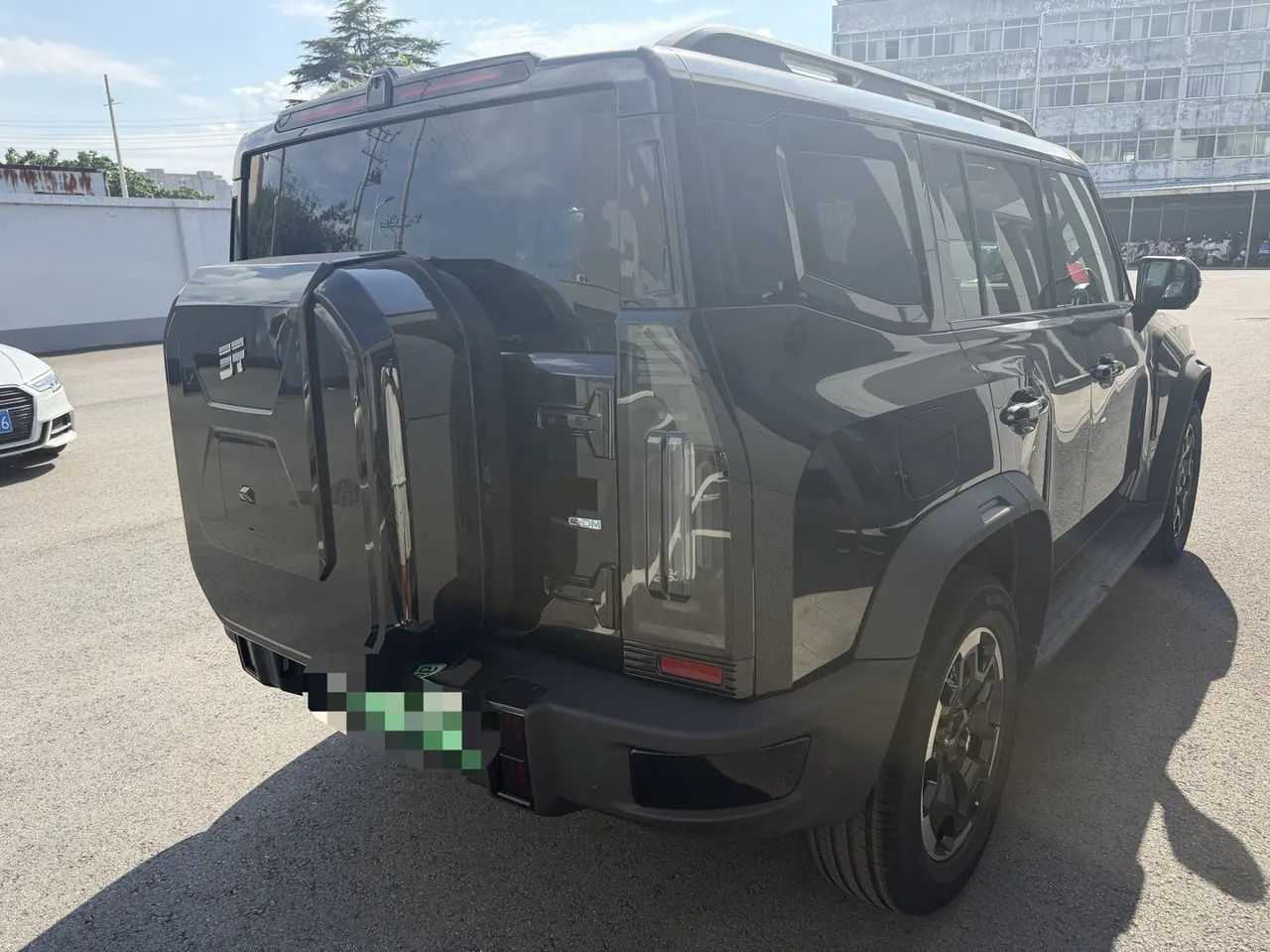Jetour 2026 Travelers C- DM 1.5T 212km Crossing Automatic Gear 2