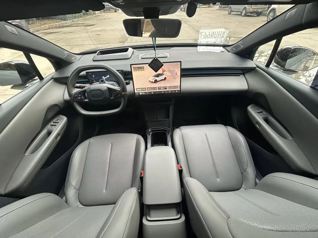 LYNK&amp;CO 2025 LYNK&amp;CO Z 20 530km Rear Drive Max Automatic 8