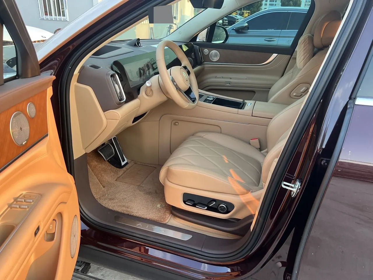 AITO 2025 AITO M9 EV Pure Electric Ultra Edition 100kWh6-seat Edition Automatic Gear 4