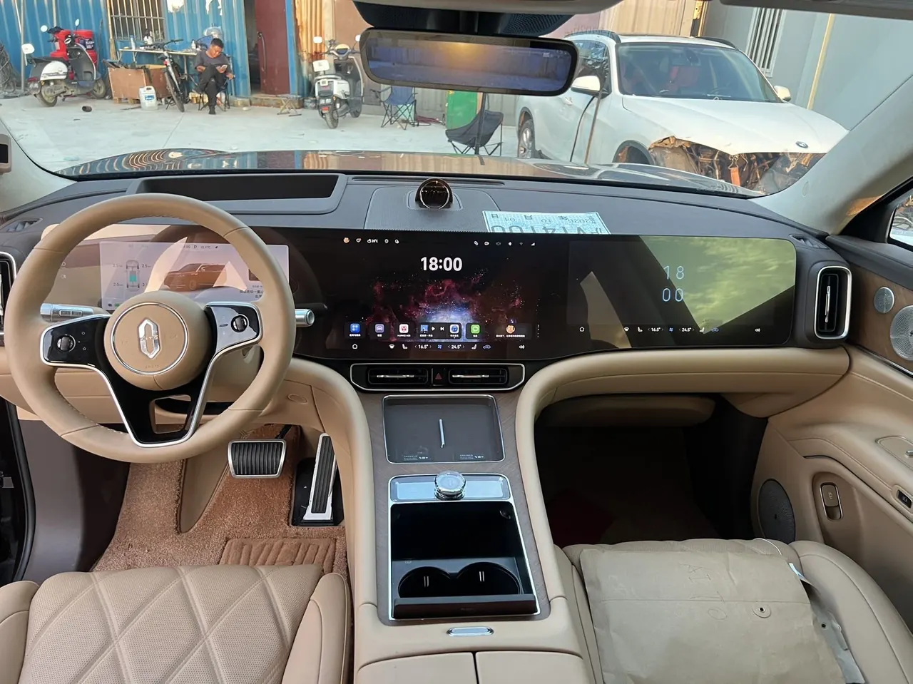 AITO 2025 AITO M9 EV Pure Electric Ultra Edition 100kWh6-seat Edition Automatic Gear 6