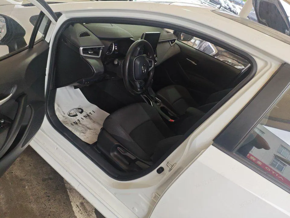 Toyota 2022 Lei Ling 1.2T Stepless 185T Deluxe Automatic Gear 3